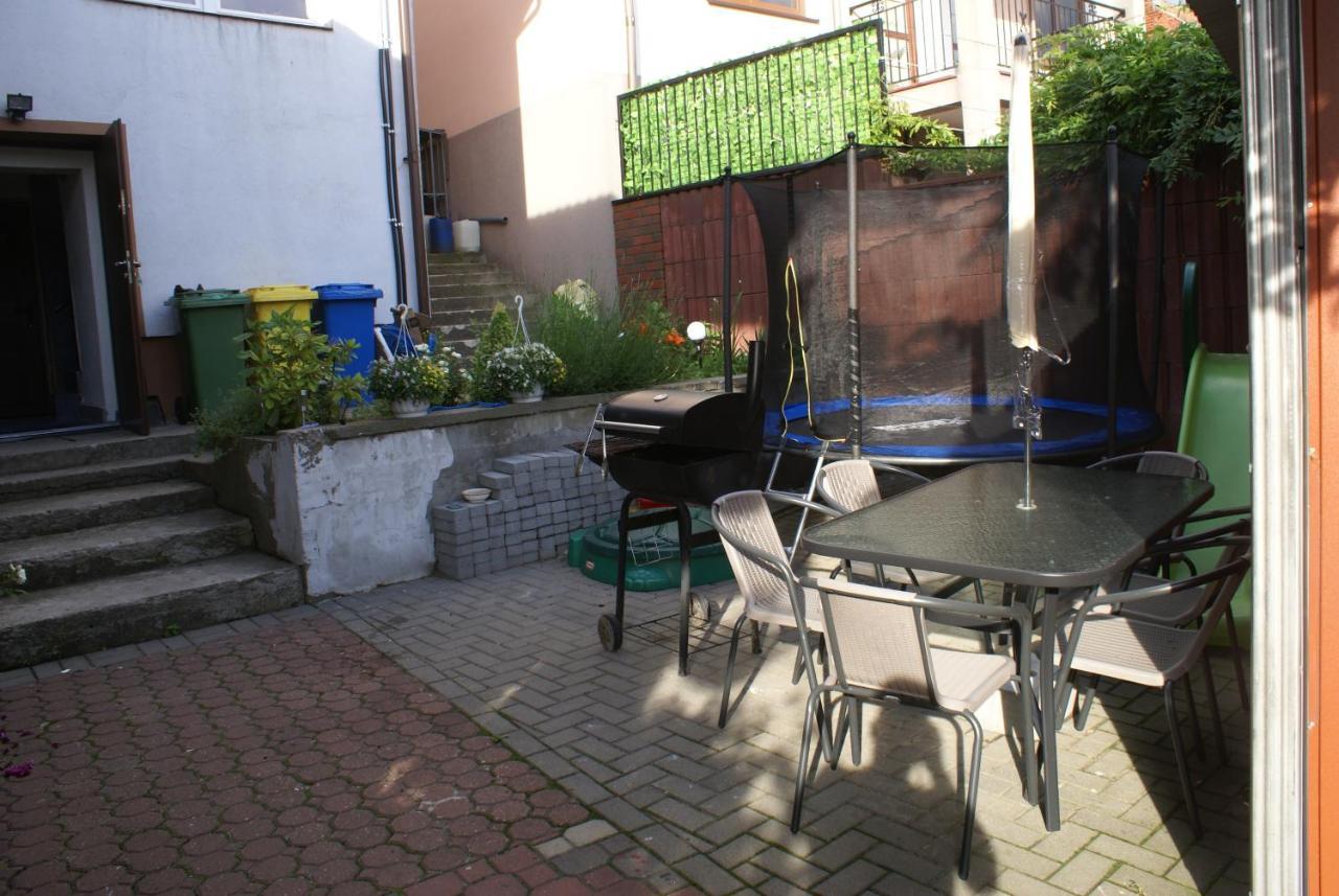 Nad Jeziorem Apartment *
